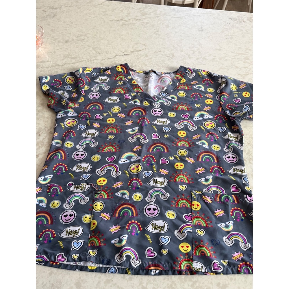 Serene Uniforms XL Gray Rainbow Smiley Face Emoji V-Neck Scrub Top Short Sleeve